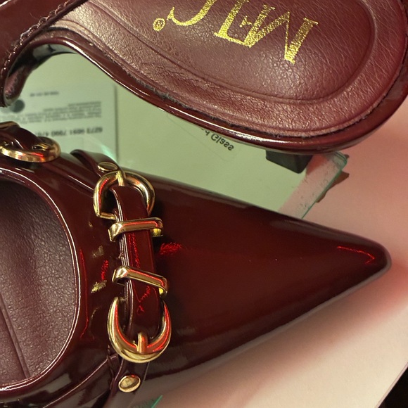Chic Burgundy Heels with Gold Buckles - Picture 7 of 10